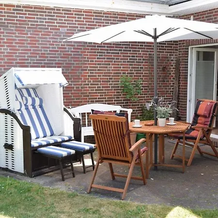 Erdgeschosswohnung In Alt-westerland. Apartment
