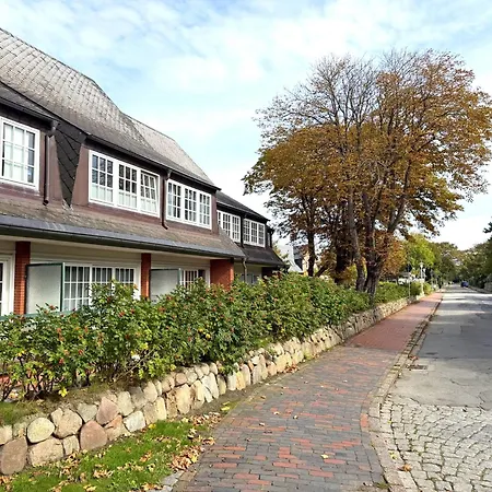 Lägenhet Erdgeschosswohnung In Alt-westerland. *